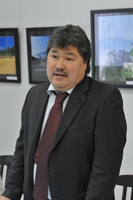 Равшан Миртаджиев, народный художник Узбекистана, член Академии художеств Узбекистана