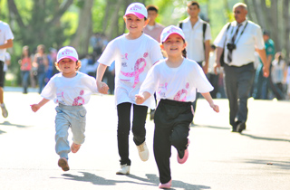 Susan G. Komen Uzbekistan Race for the Cure draws 20,000 people